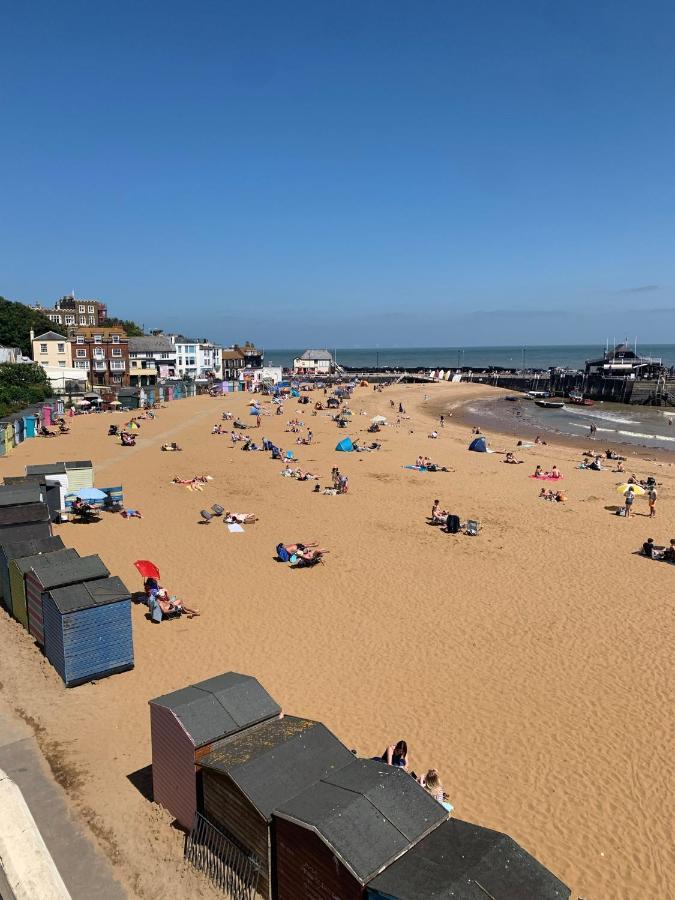 Pierremont En-Suite Rooms Broadstairs Exterior photo